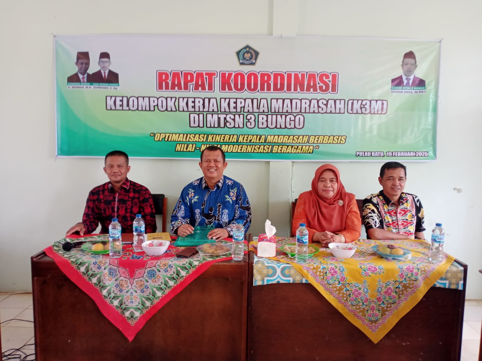 Rapat koordinasi kinerja kepala madrasah berbasis nilai nilai modernisasi beragama