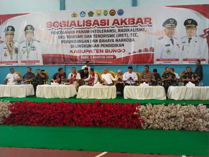 Kepala MTsN 3 Bungo Hadiri Sosialisasi Pencegahan Radikalisme, Ekstrimisme, Terorisme dan Perundungan Serta Bahaya Narkoba di Kabupaten Bungo Kepala MTsN 3 Bungo Hadiri Sosialisasi Pencegahan Radikalisme, Ekstrimisme, Terorisme dan Perundungan Serta Bahaya Narkoba di Kabupaten Bungo